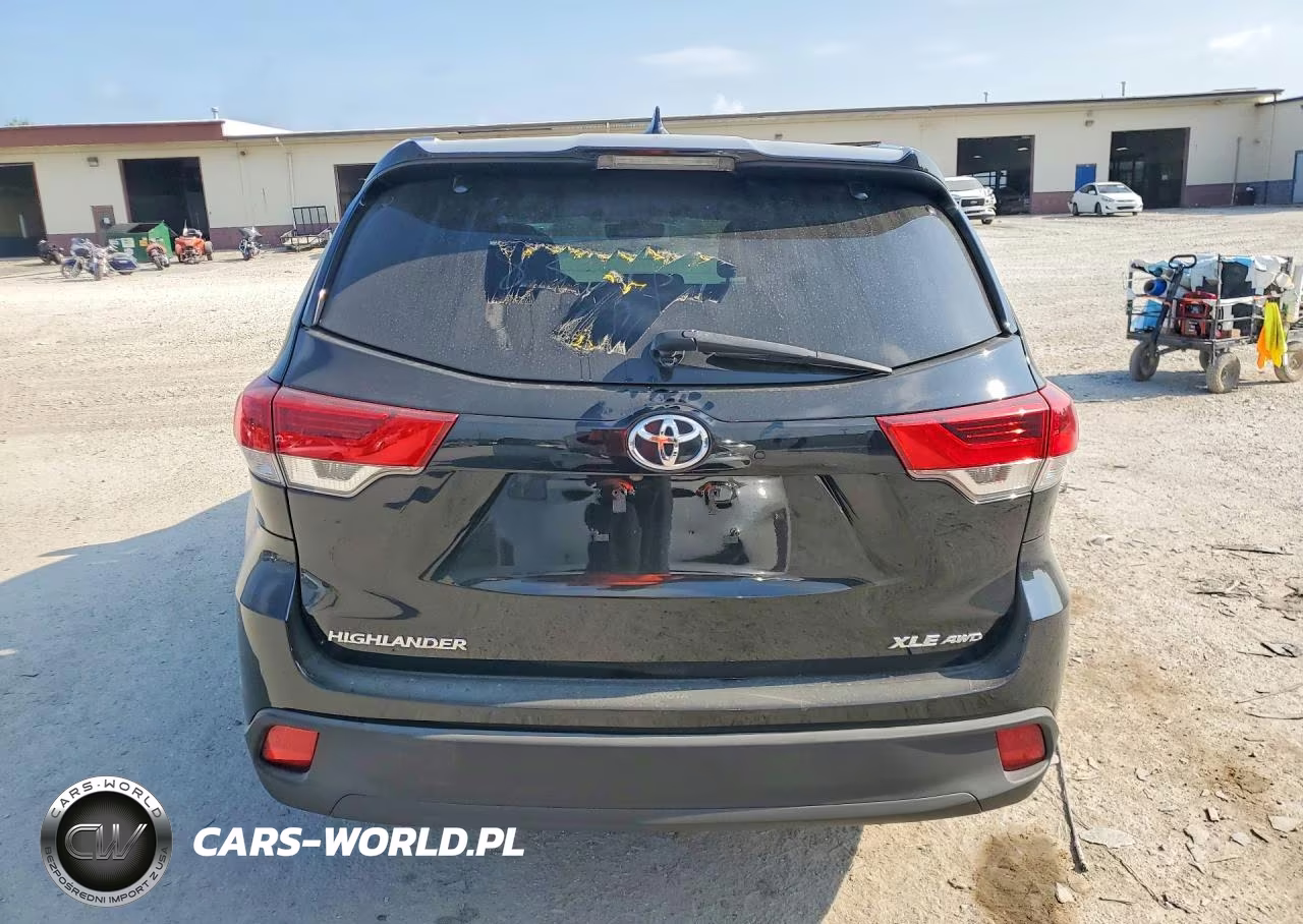 2018 Toyota Highlander Xle VIN:5TDJZRFH9JS838134 - 6