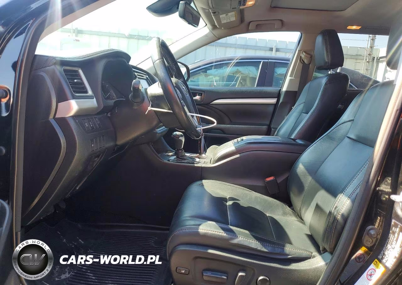 2018 Toyota Highlander Xle VIN:5TDJZRFH9JS838134 - 7