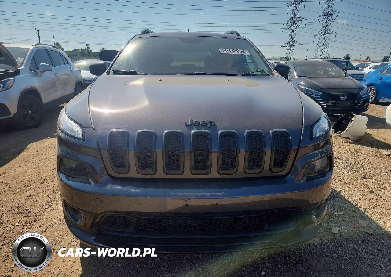 2018 Jeep Cherokee Latitude VIN:1C4PJMCX8JD597713 - 5