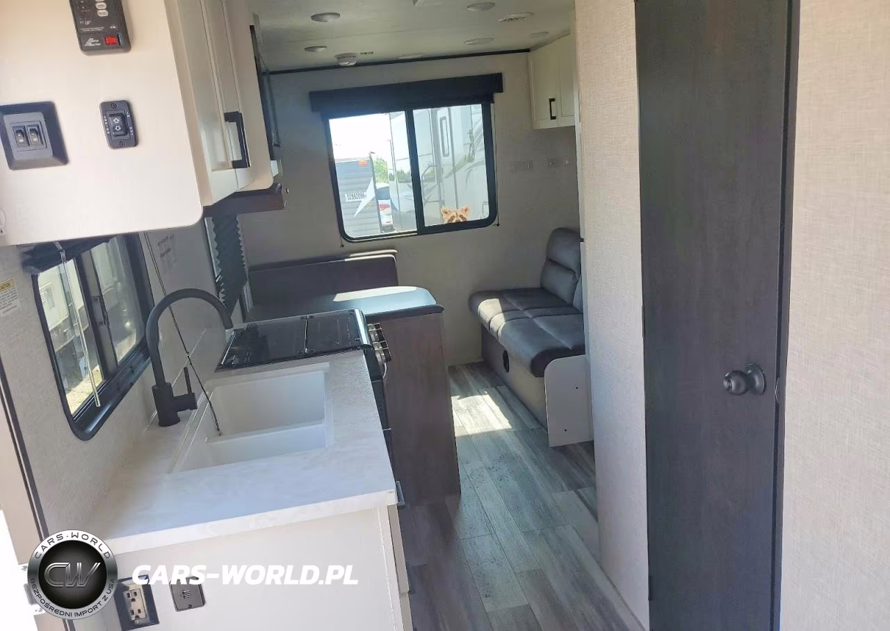 2025 Jayco Jay Flight Slx Camper VIN:1UJBC0BL2S1YZ0666 - 5