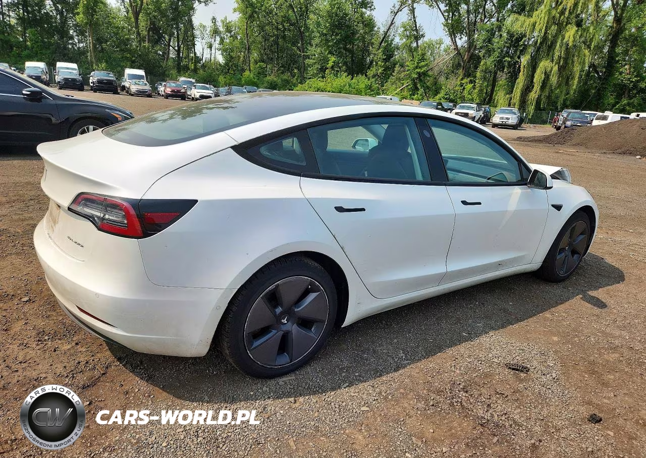 2021 Tesla Model 3 VIN:5YJ3E1EB2MF869737 - 3