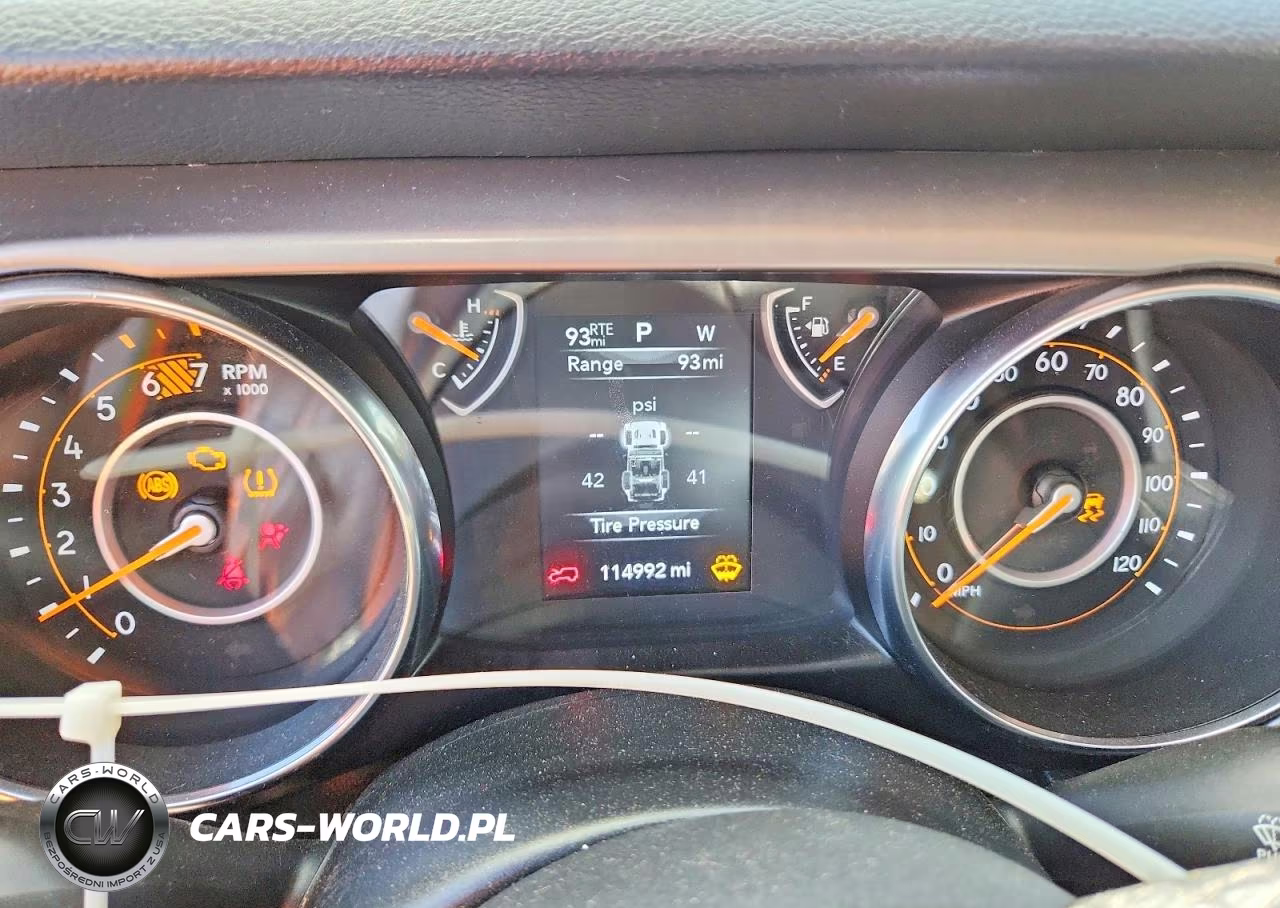2020 Jeep Wrangler Unlimited Sport VIN:1C4HJXDN1LW269589 - 9
