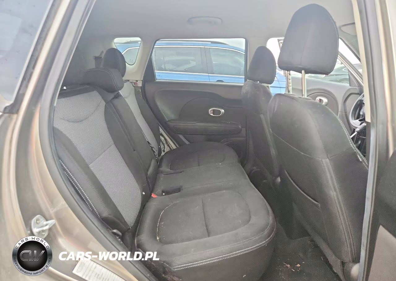 2018 Kia Soul + VIN:KNDJP3A51J7592447 - 12