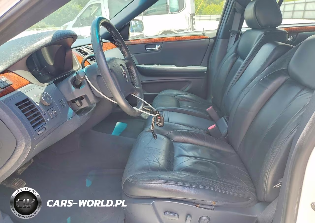2006 Cadillac Professional Chassis VIN:1GEEH96Y66U550277 - 7