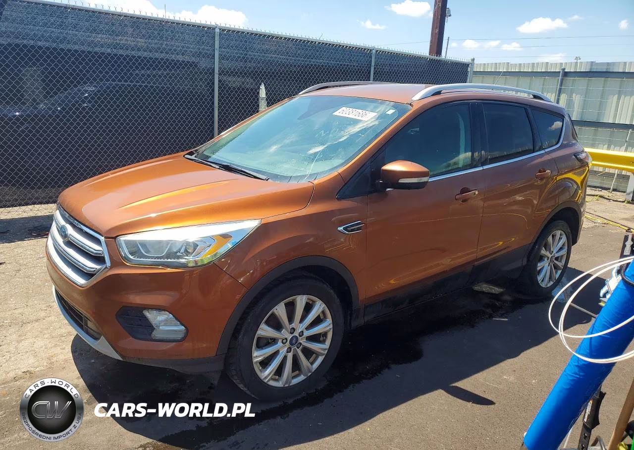 2017 Ford Escape Titanium – zdjęcie 1 z 13