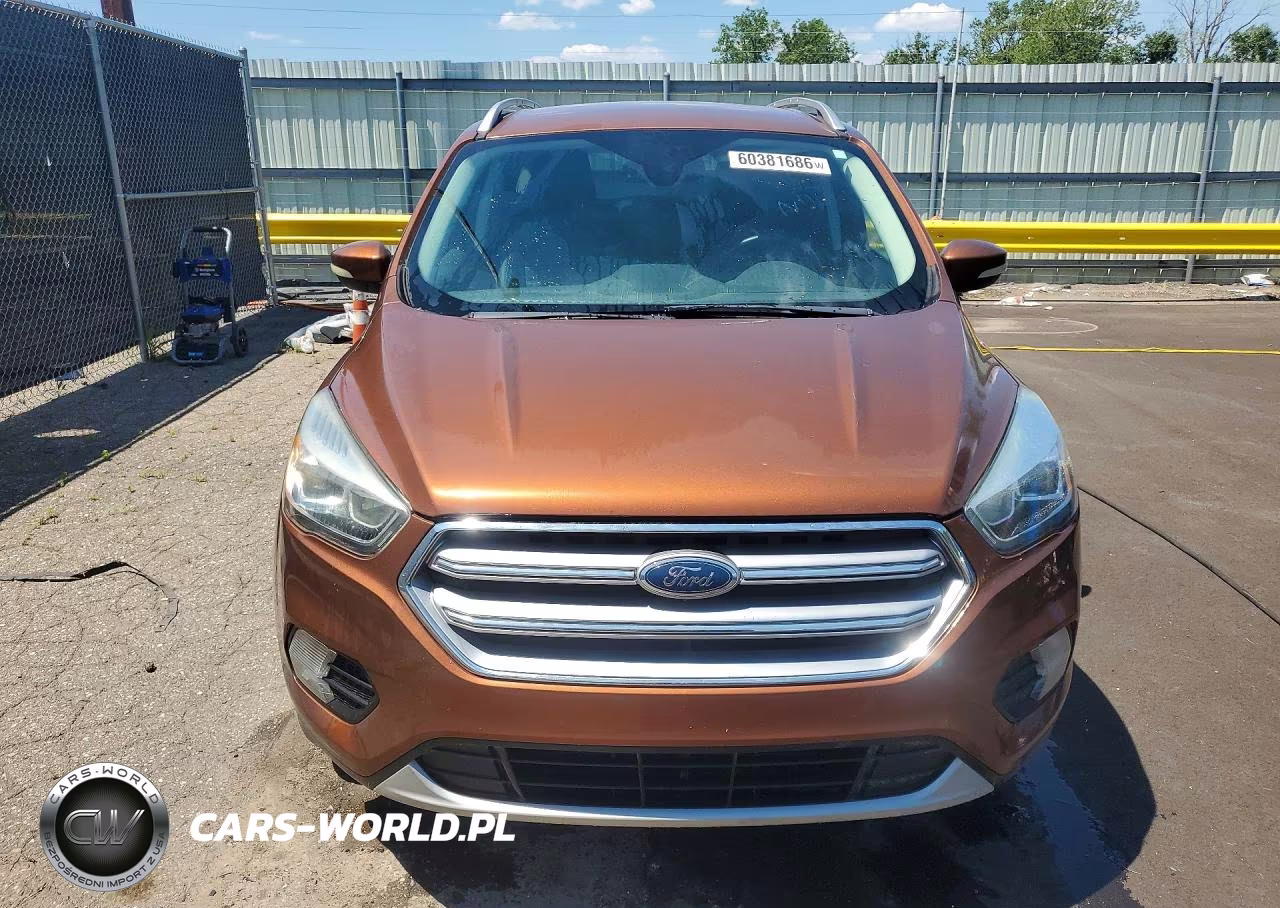 2017 Ford Escape Titanium VIN:1FMCU0J99HUD51357 - 5