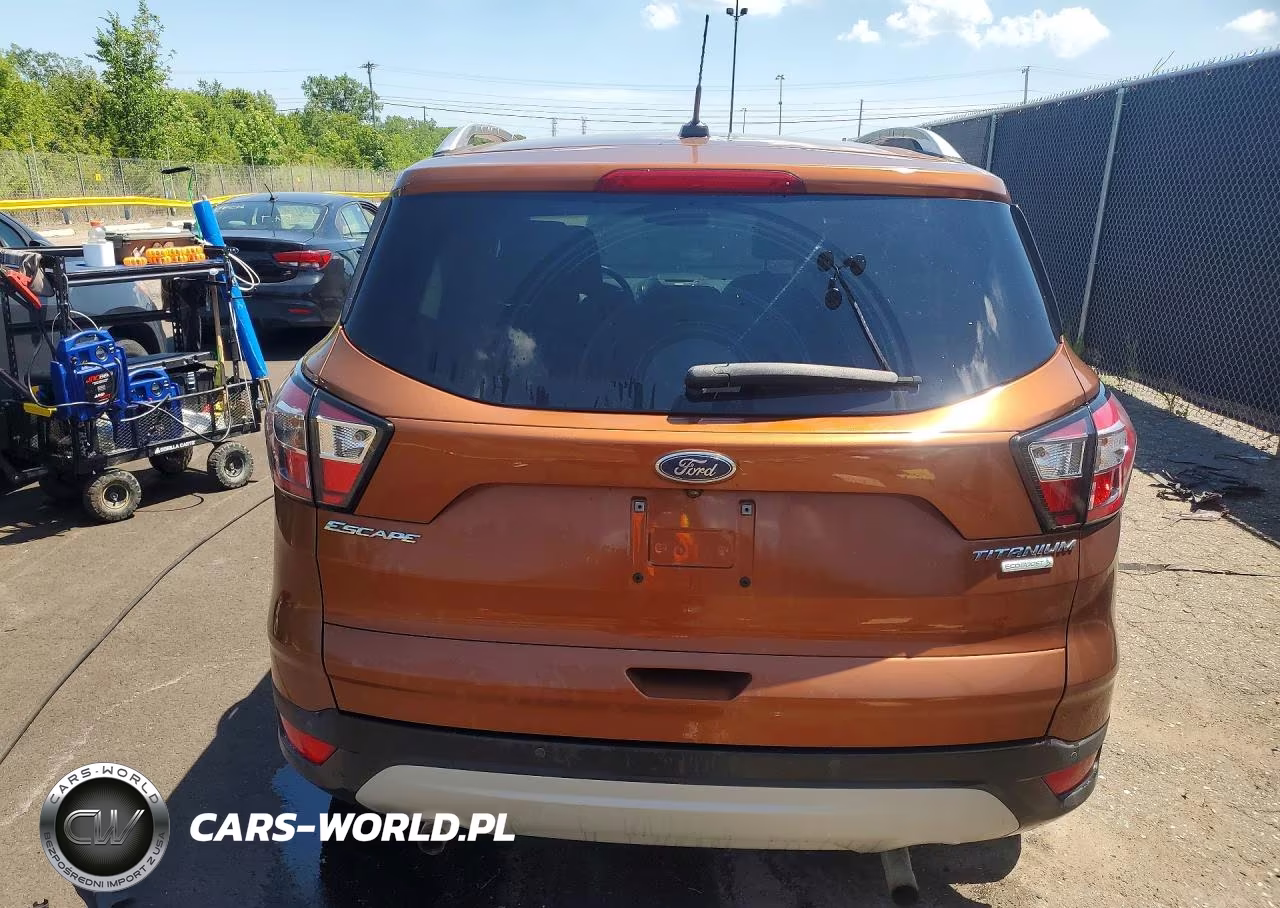2017 Ford Escape Titanium VIN:1FMCU0J99HUD51357 - 6