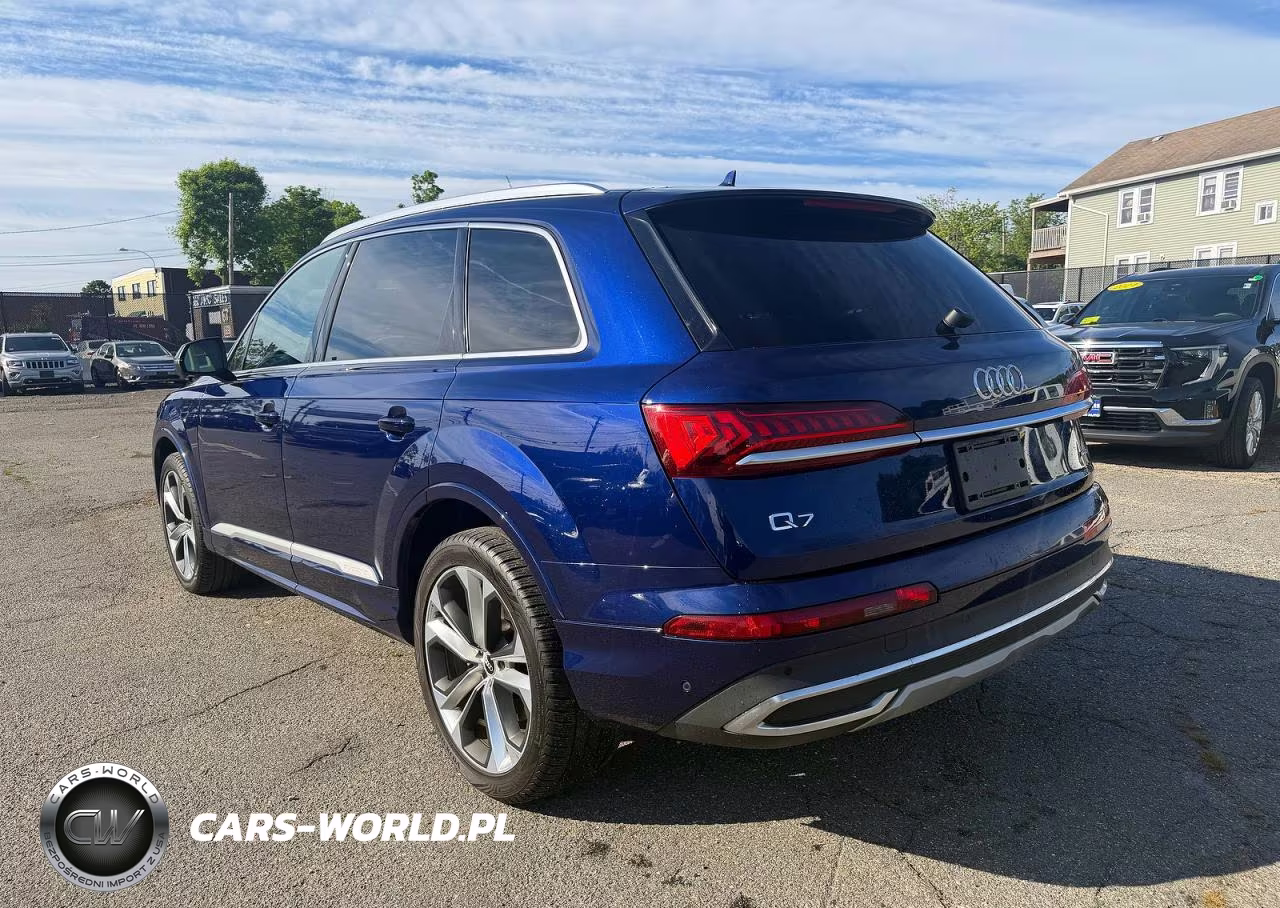 2021 Audi Q7 Premium Plus VIN:WA1LXAF72MD014929 - 3