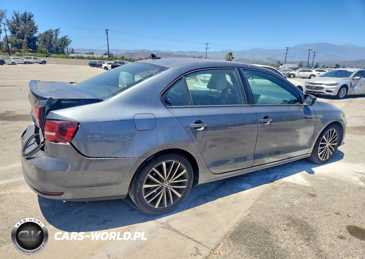 2016 Volkswagen Jetta Sport VIN:3VWB17AJ6GM332504 - 3
