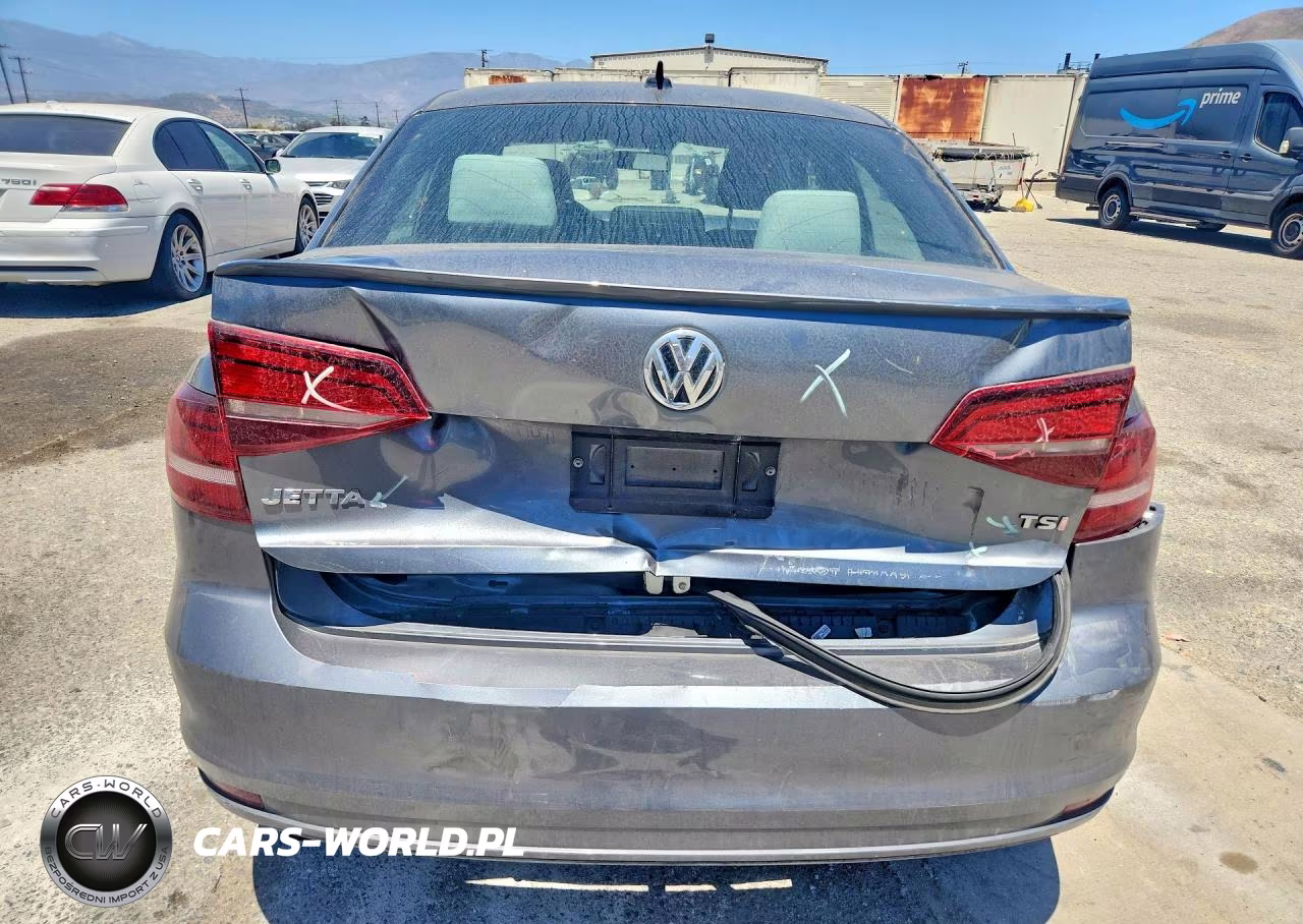 2016 Volkswagen Jetta Sport VIN:3VWB17AJ6GM332504 - 6