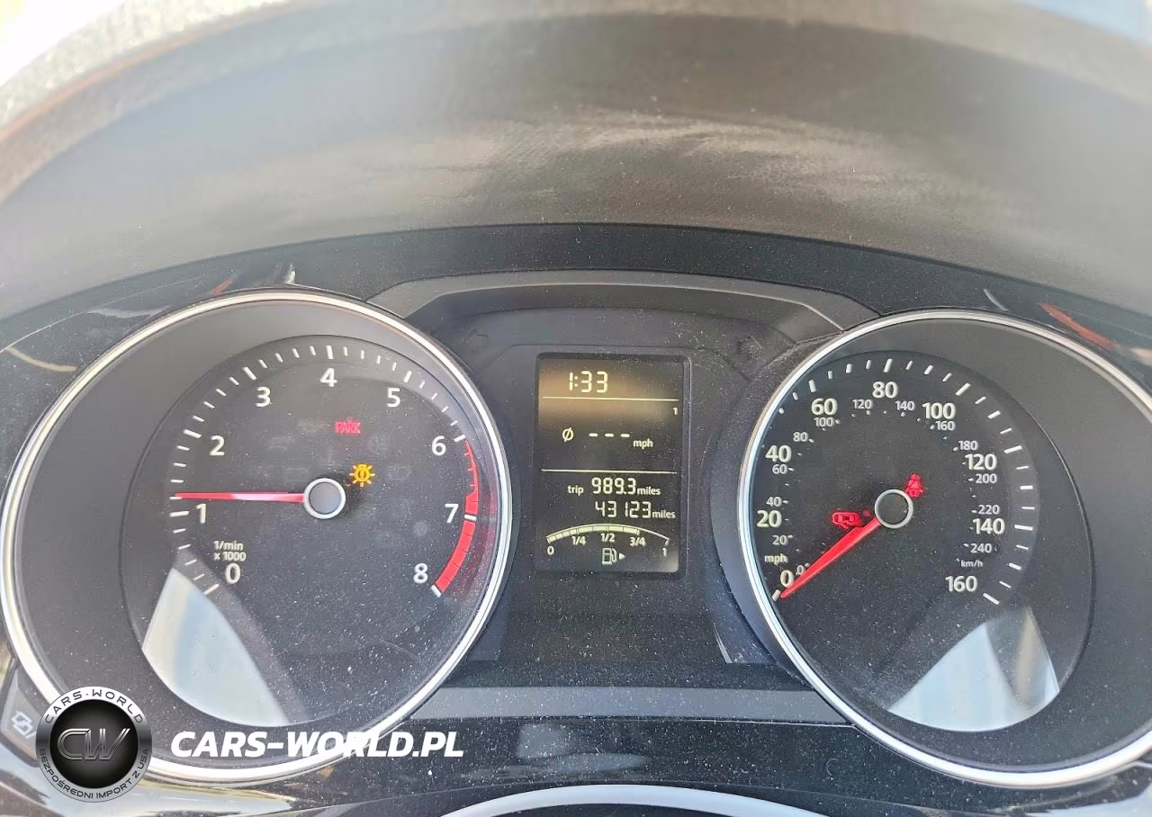 2016 Volkswagen Jetta Sport VIN:3VWB17AJ6GM332504 - 9