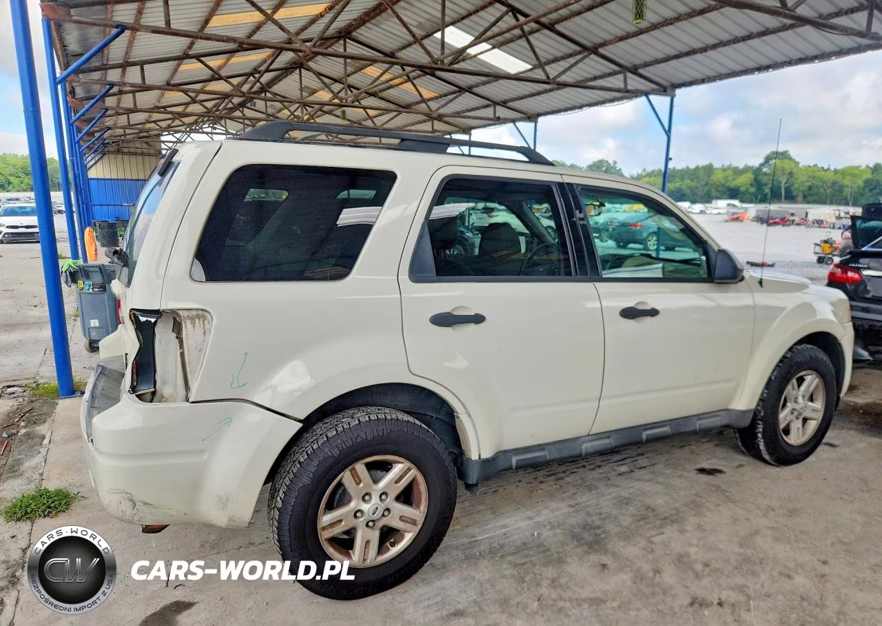 2011 Ford Escape Xlt VIN:1FMCU9D7XBKC68523 - 3