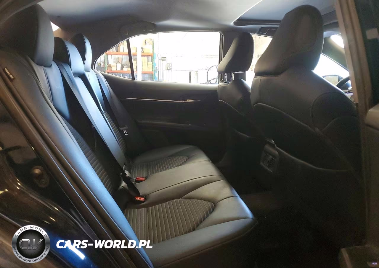 2020 Toyota Camry Se VIN:4T1J11BKXLU004538 - 10