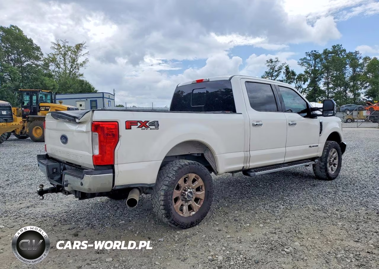 2017 Ford F250 Super Duty VIN:1FT7W2BT8HEC42274 - 3