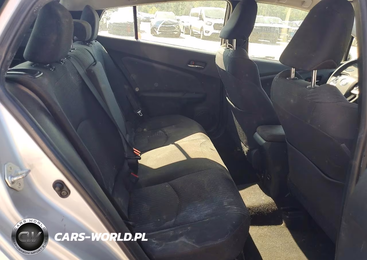 2017 Toyota Prius Two VIN:JTDKBRFU2H3580833 - 10