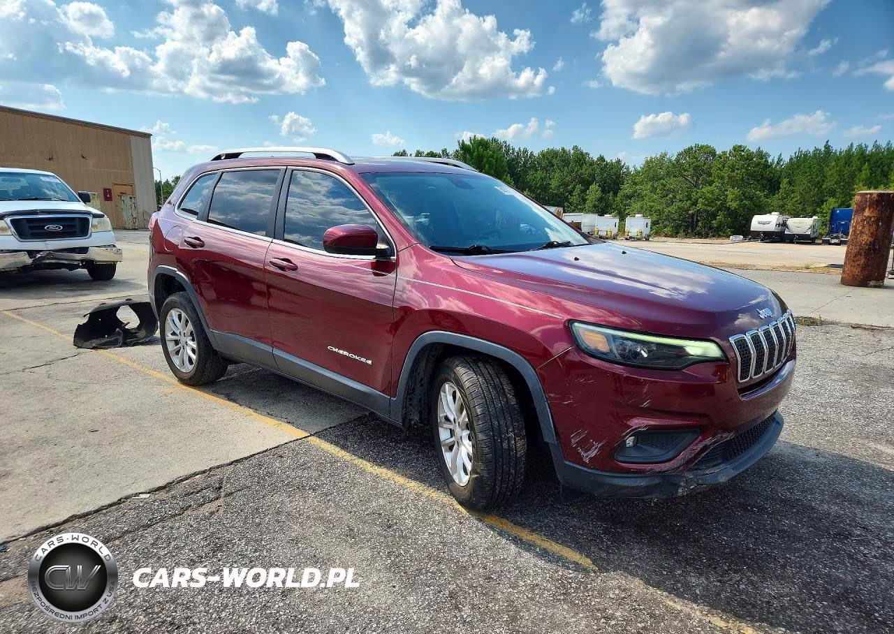 2019 Jeep Cherokee Latitude VIN:1C4PJLCX3KD263181 - 4