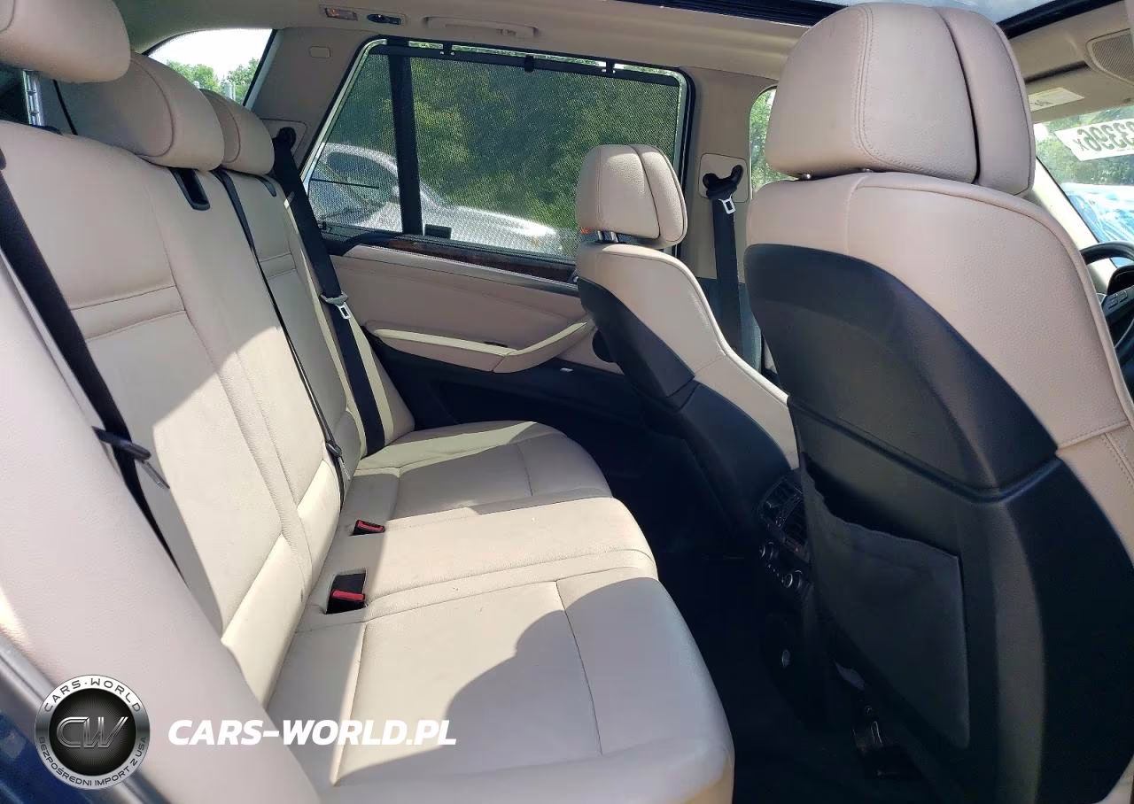 2011 BMW X5 xDrive35I VIN:5UXZV4C52BL408216 - 10