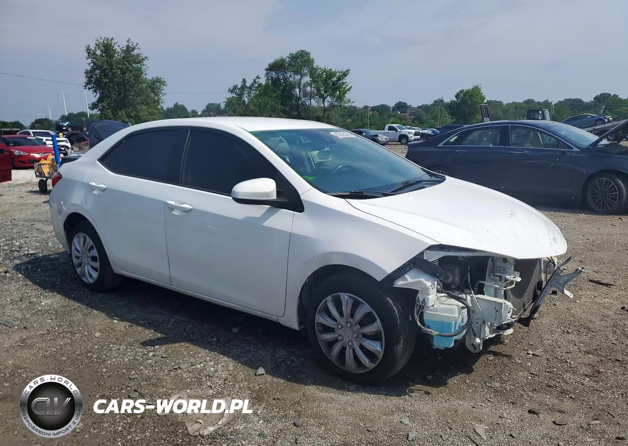 2019 Toyota Corolla Le VIN:2T1BURHE7KC204112 - 4