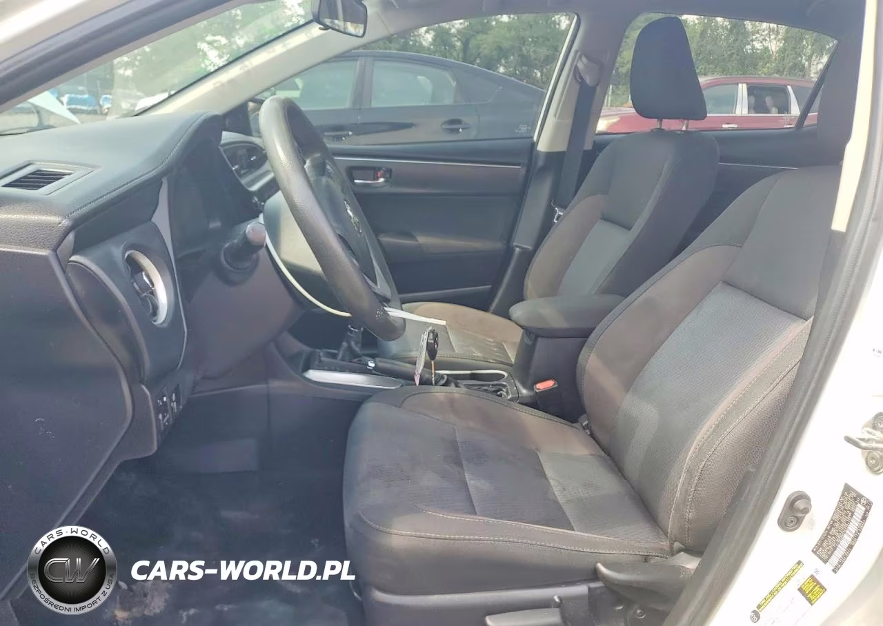 2019 Toyota Corolla Le VIN:2T1BURHE7KC204112 - 7