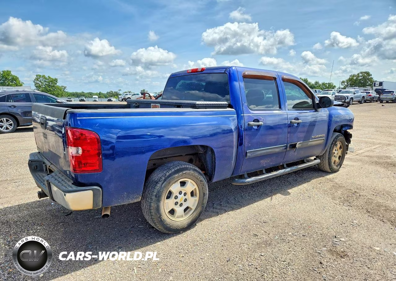 2013 Chevrolet Silverado VIN:3GCPCSE01DG280894 - 3