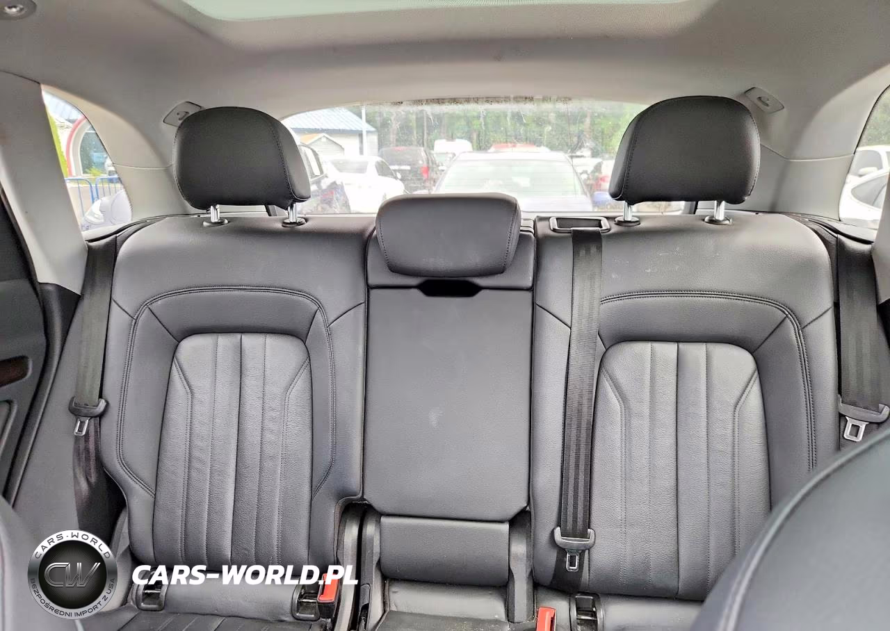 2019 Audi Q5 Premium Plus VIN:WA1BNAFY5K2047247 - 10