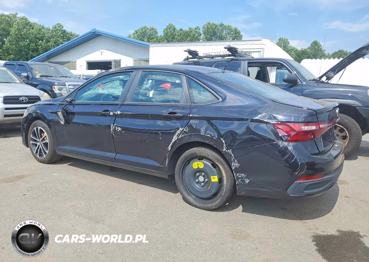 2025 Volkswagen Jetta Sport VIN:3VWBX7BU1SM077566 - 2