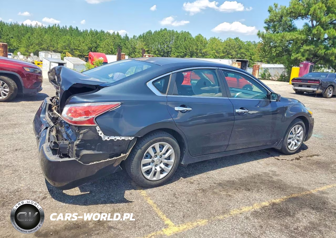 2015 Nissan Altima 2.5 S VIN:1N4AL3AP3FN329348 - 3