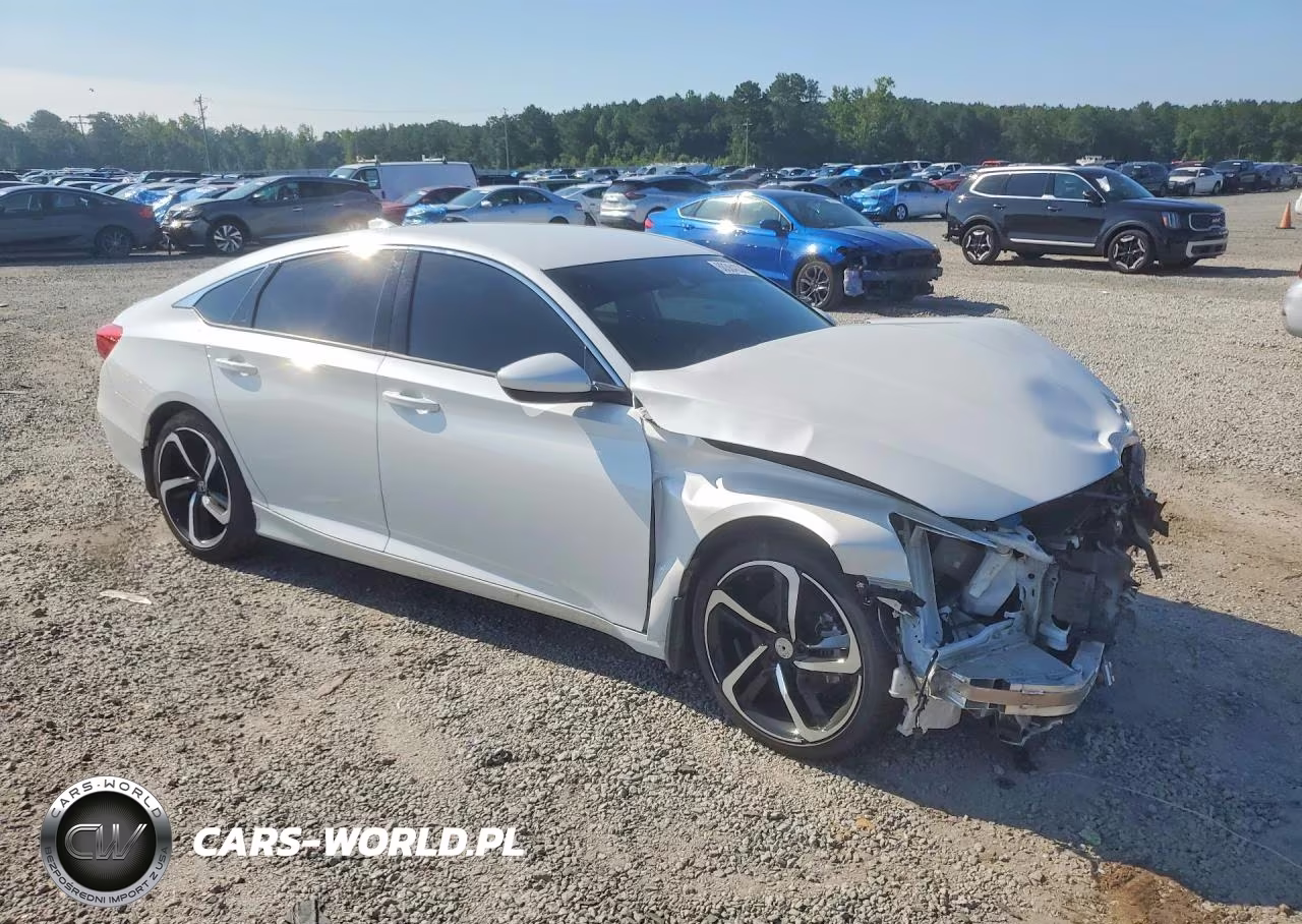 2018 Honda Accord Sport VIN:1HGCV1F38JA242330 - 4