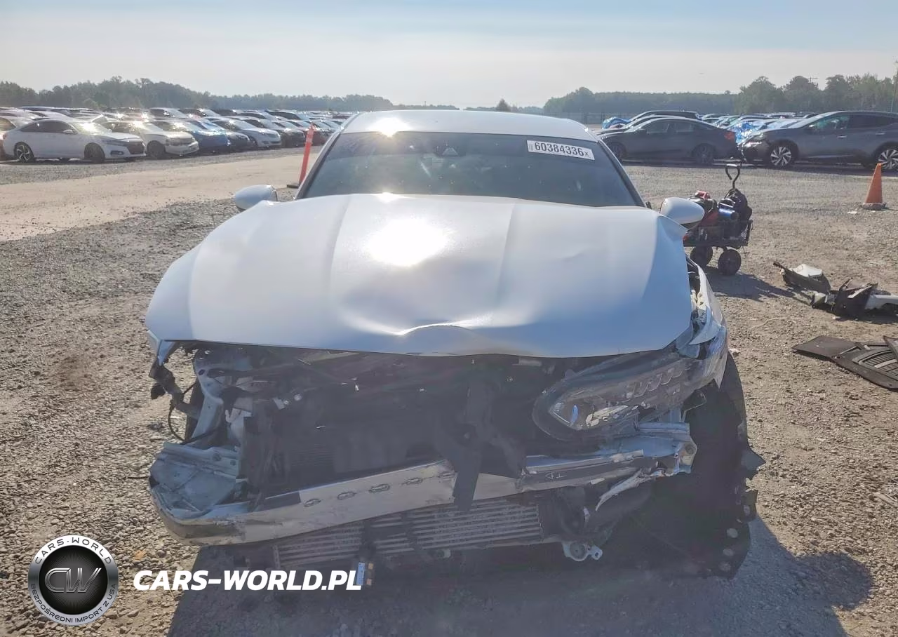 2018 Honda Accord Sport VIN:1HGCV1F38JA242330 - 5