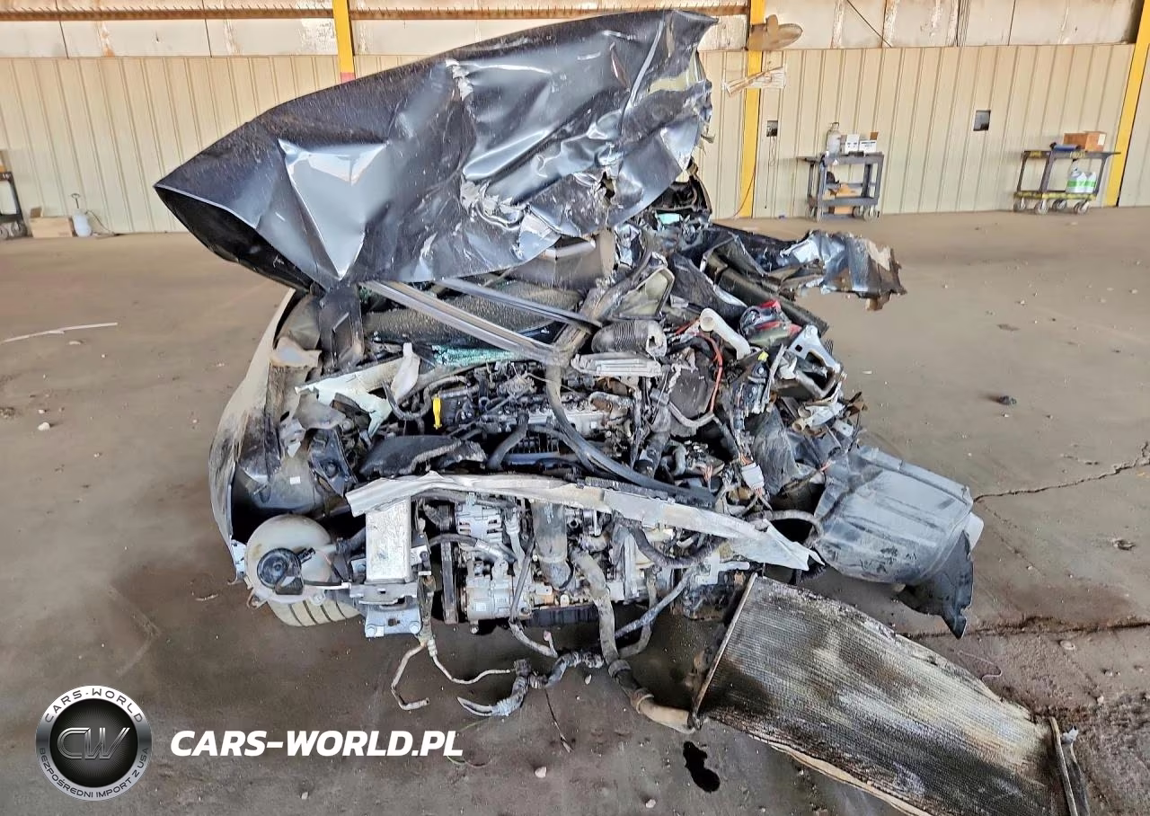 2018 Audi A3 Premium VIN:WAUAUGFF0J1034266 - 5