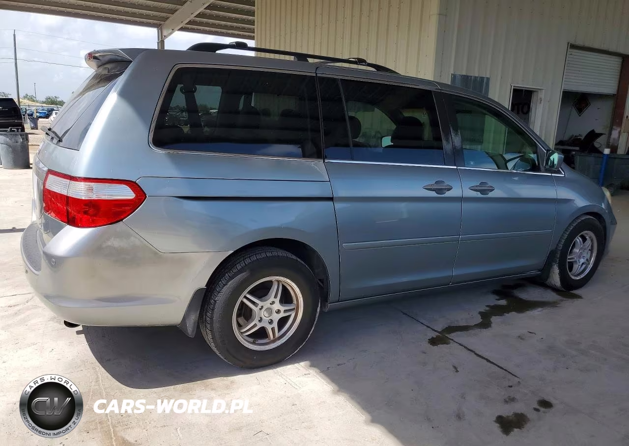 2007 Honda Odyssey Touring VIN:5FNRL38867B089255 - 3