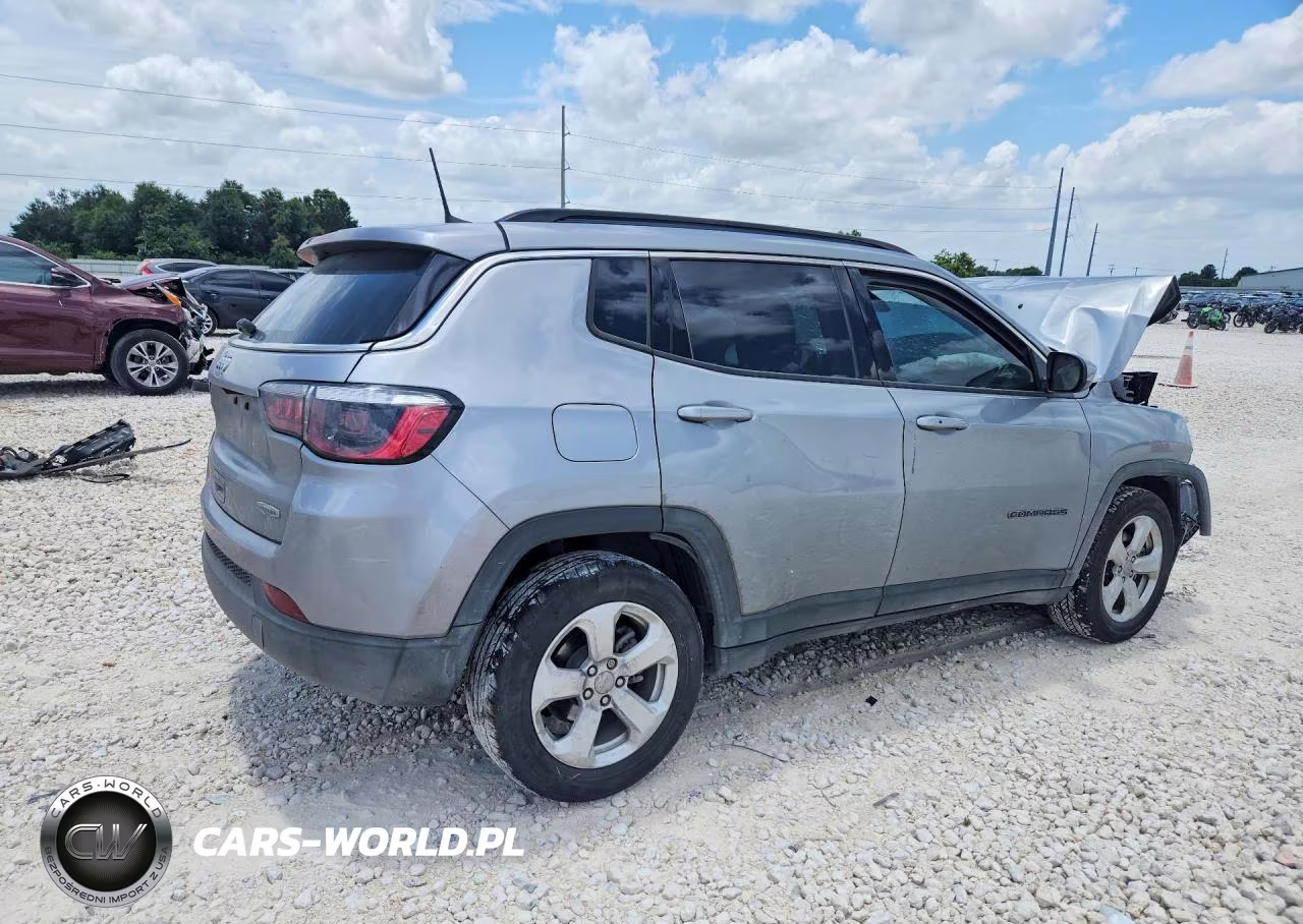 2021 Jeep Compass Latitude VIN:3C4NJCBB7MT505657 - 3