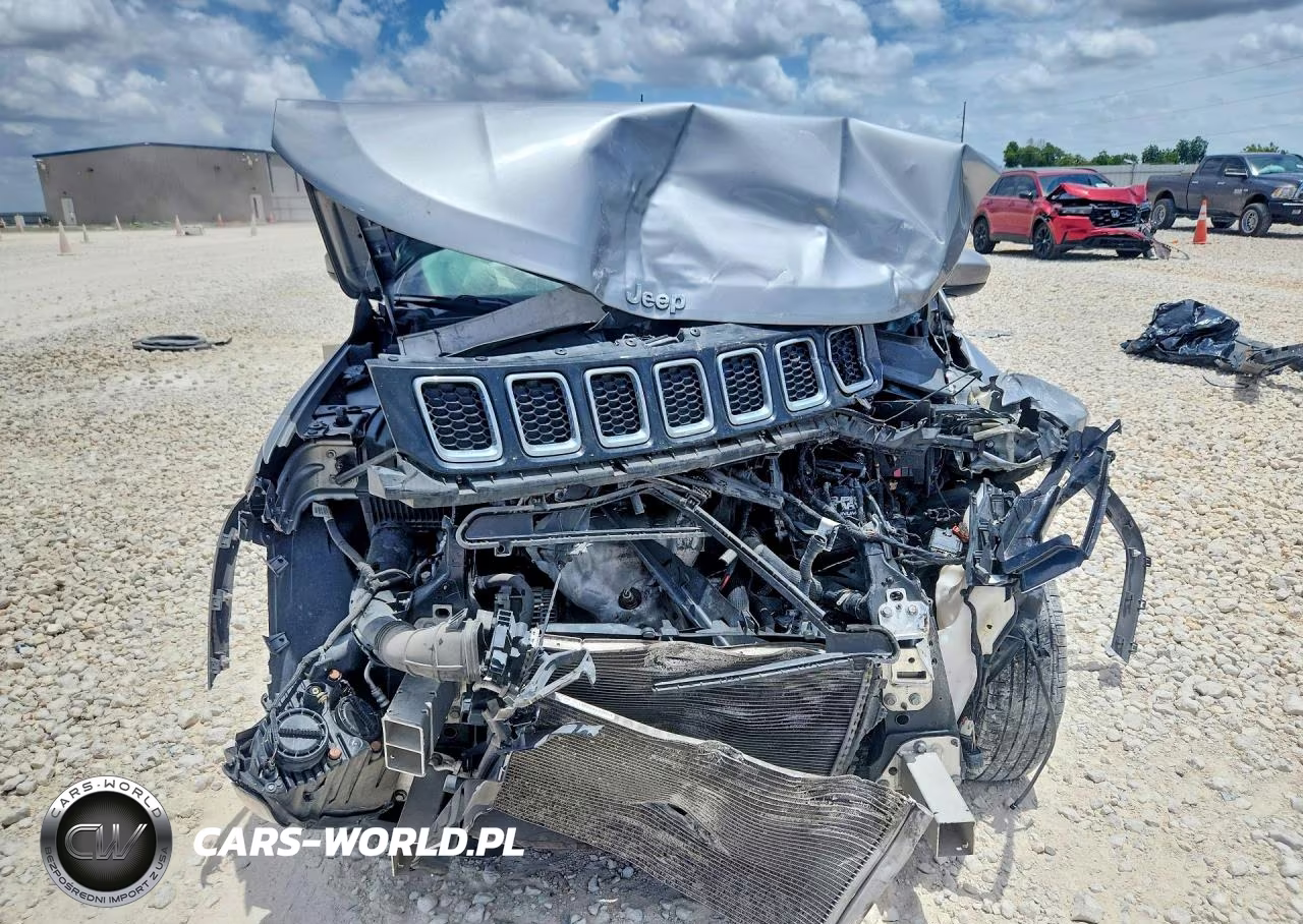 2021 Jeep Compass Latitude VIN:3C4NJCBB7MT505657 - 5