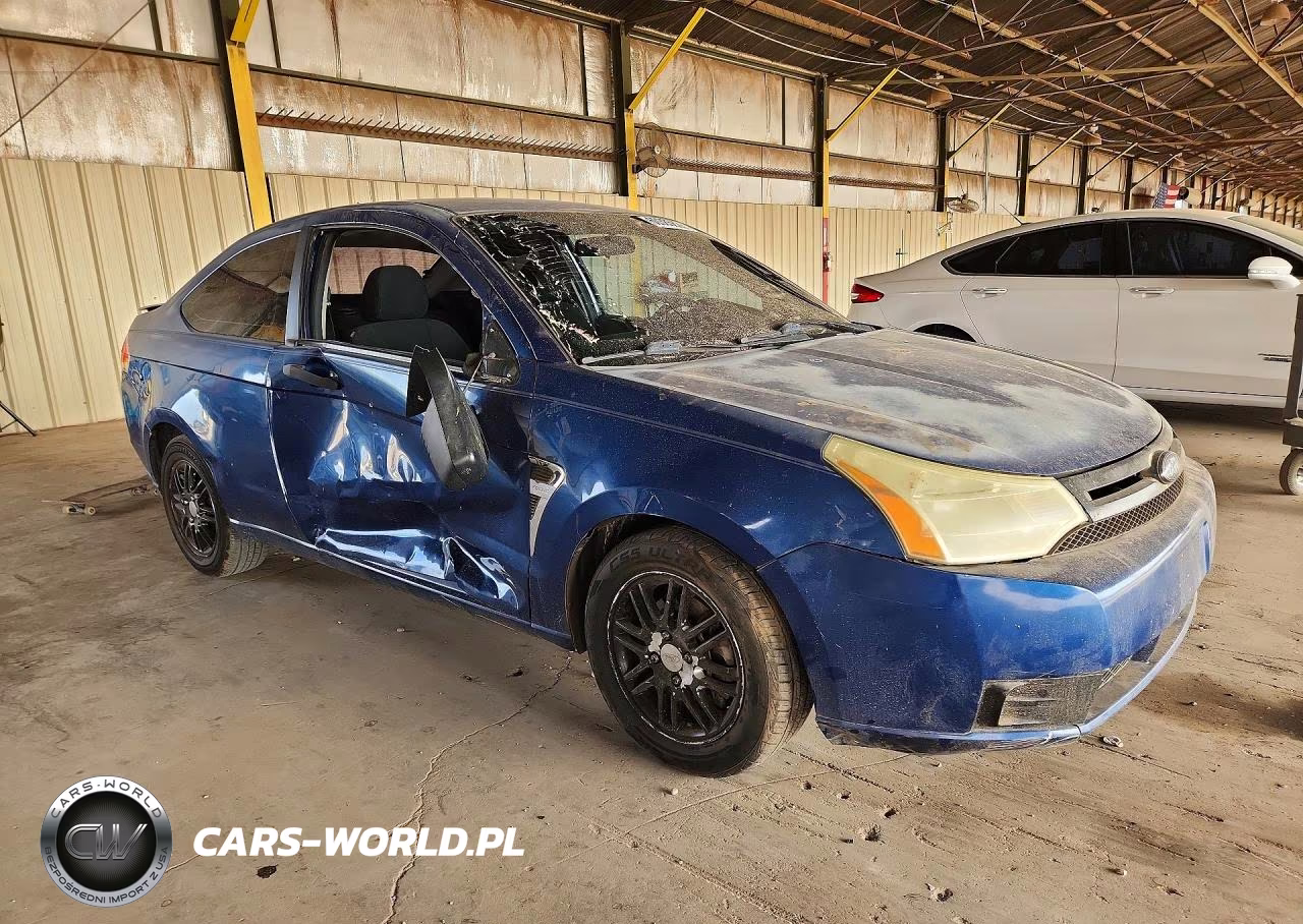 2008 Ford Focus Se VIN:1FAHP33N18W179039 - 4