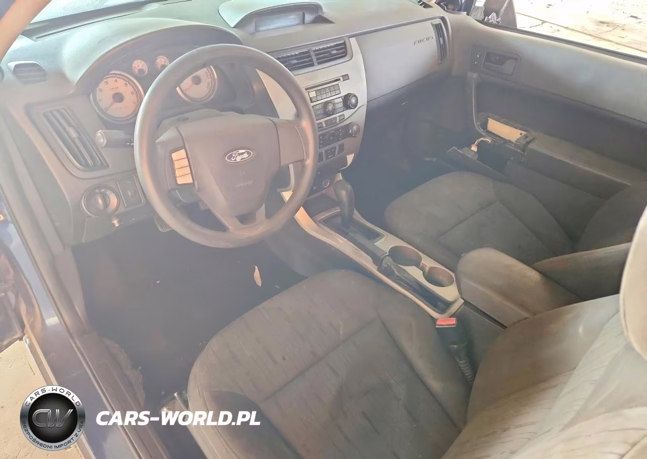 2008 Ford Focus Se VIN:1FAHP33N18W179039 - 8