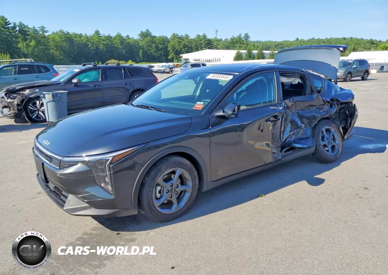2026 Kia K4 Lxs VIN:3KPFT4DE7TE282924 - 1