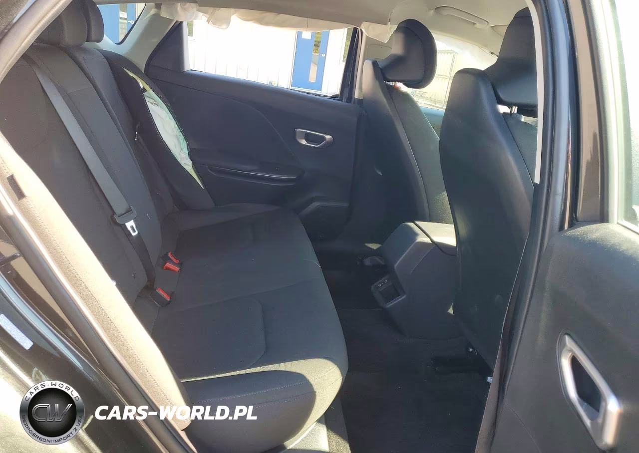 2026 Kia K4 Lxs VIN:3KPFT4DE7TE282924 - 10