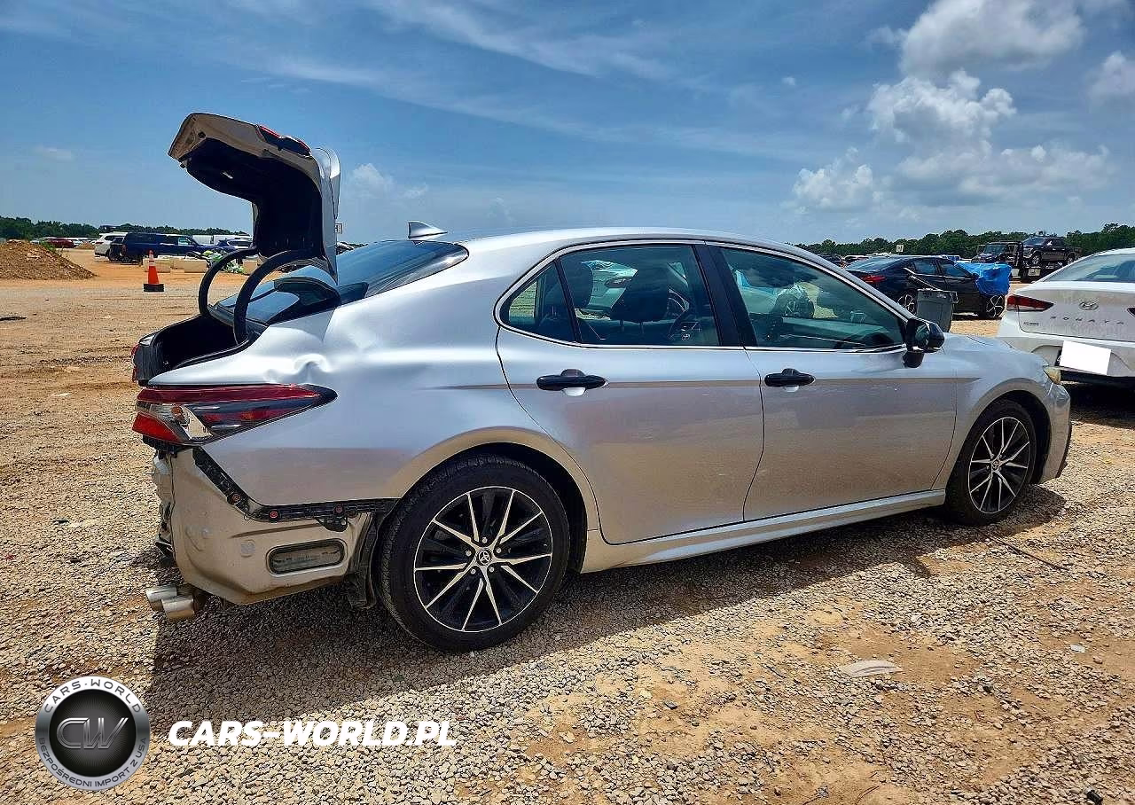 2022 Toyota Camry VIN:4T1G11AK3NU689318 - 3