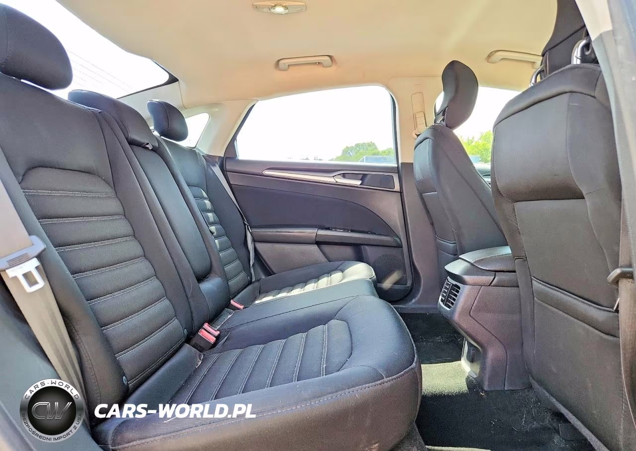 2014 Ford Fusion Se VIN:1FA6P0H73E5360354 - 10