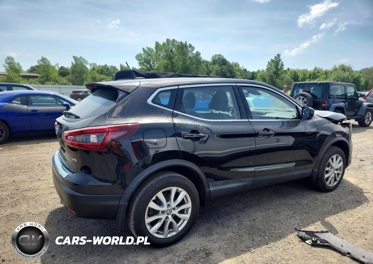 2020 Nissan Rogue Sport S VIN:JN1BJ1CW4LW640924 - 3