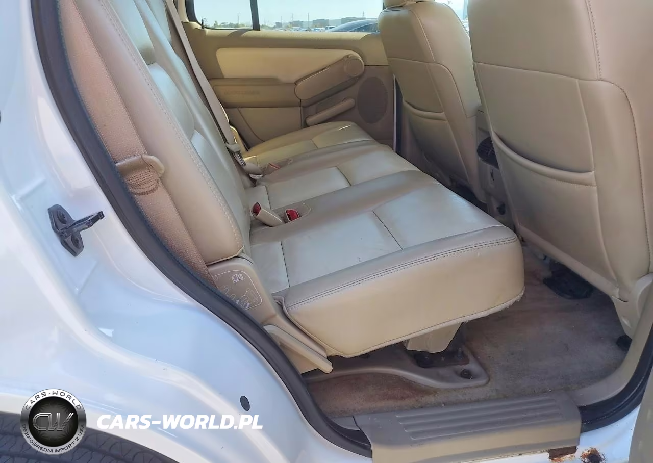 2010 Ford Explorer Eddie Bauer VIN:1FMEU7EE8AUA67071 - 11