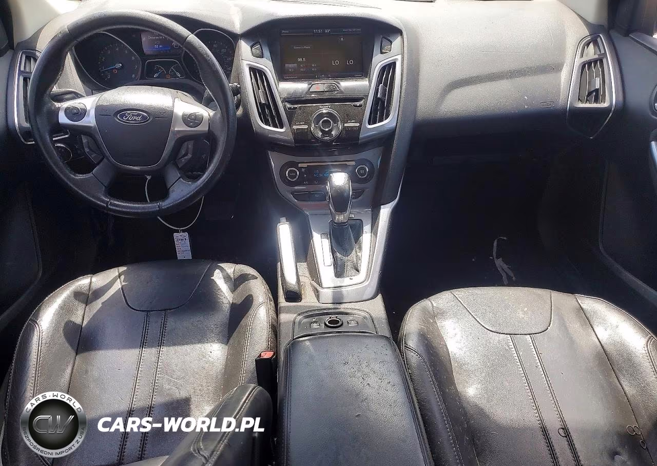 2013 Ford Focus Titanium VIN:1FADP3N23DL141969 - 8
