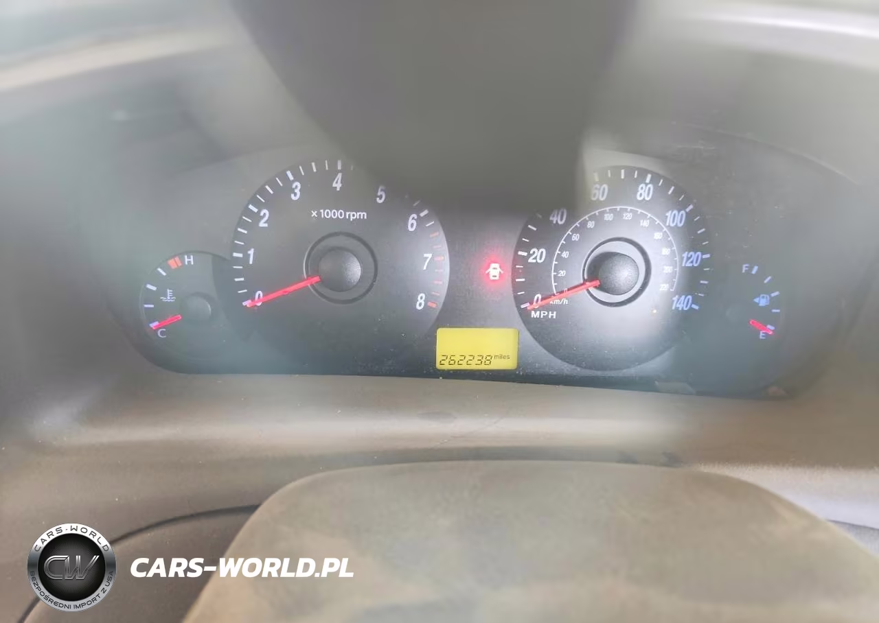 2004 Hyundai Elantra Gls VIN:KMHDN46D84U916245 - 9