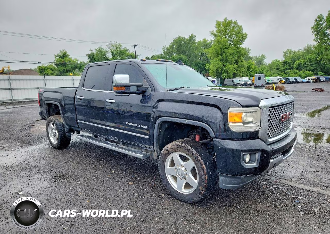 2015 GMC Sierra C2500 Denali VIN:1GT110E83FF539525 - 4