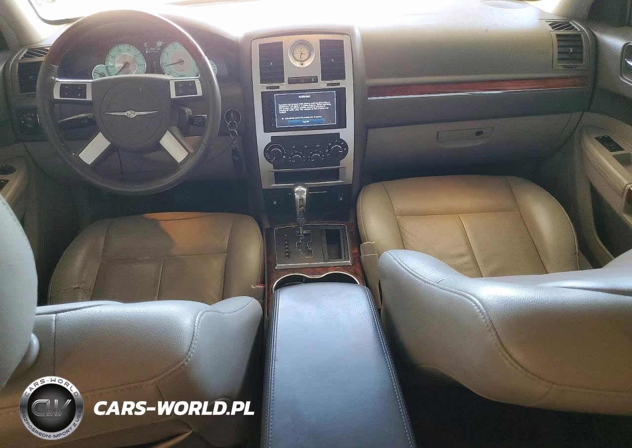 2010 Chrysler 300 Limited VIN:2C3CA3CV8AH137515 - 8