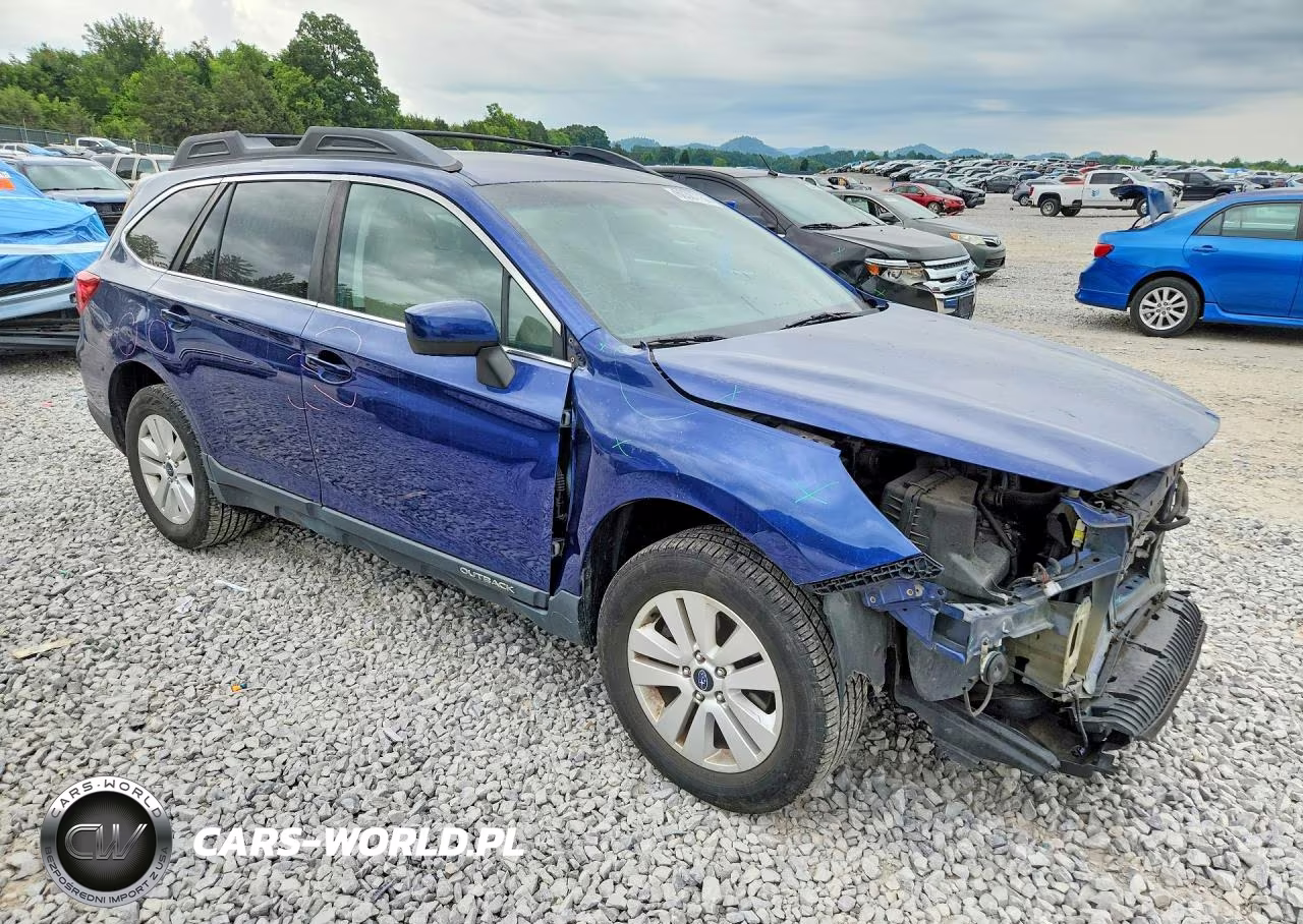 2017 Subaru Outback 2.5I Premium VIN:4S4BSACC4H3380223 - 4