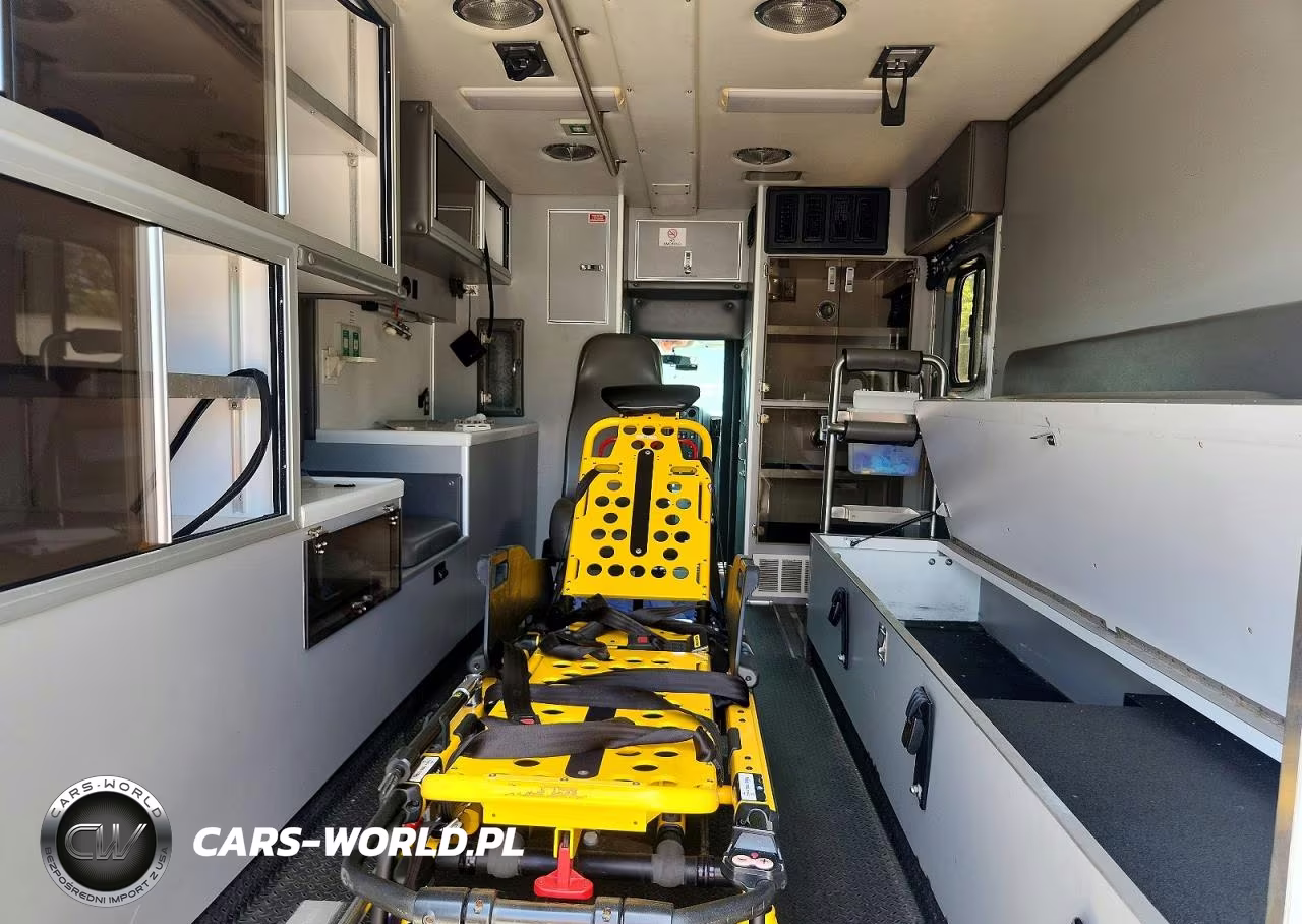 2009 Chevrolet C4500 C4V0 - Ambulance VIN:1GBE4V1999F401713 - 10