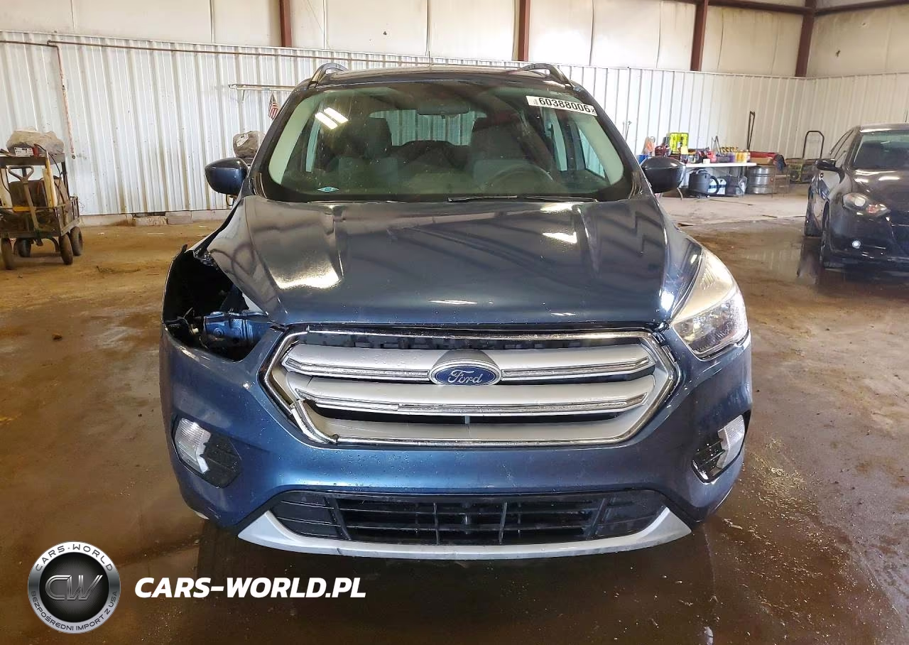 2018 Ford Escape Se VIN:1FMCU9GD2JUC33642 - 5