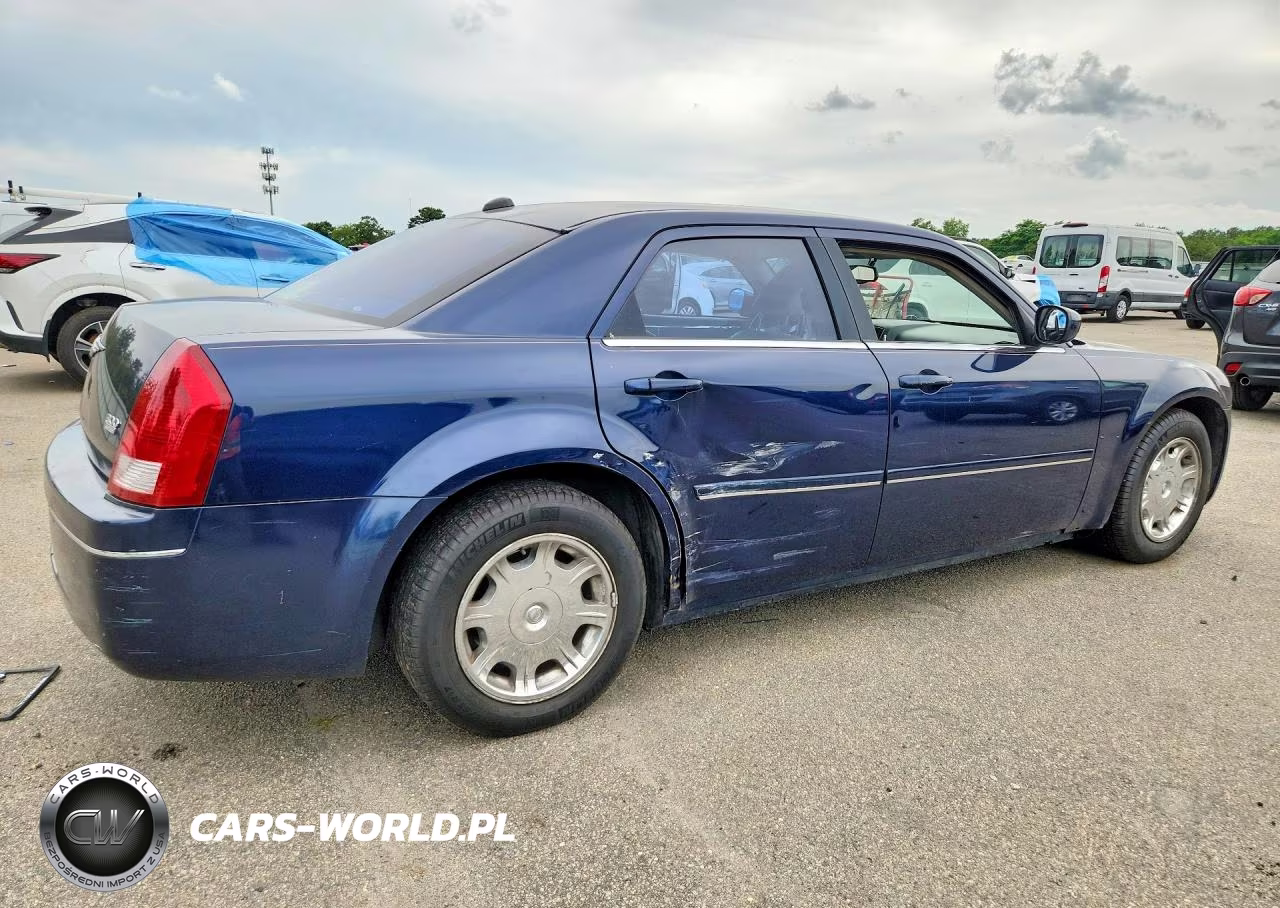 2005 Chrysler 300 Touring VIN:2C3AA53G45H183174 - 3