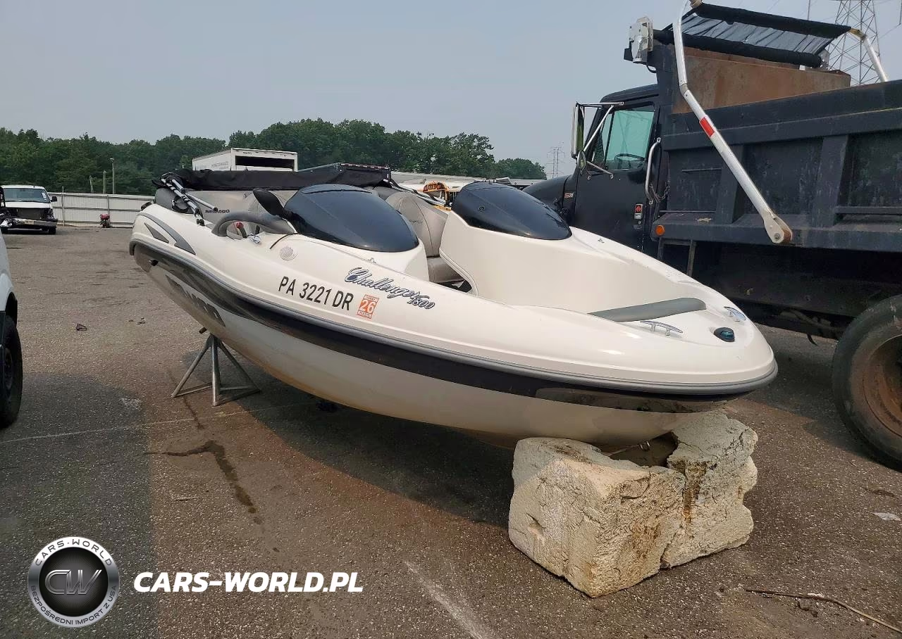 2001 Sea-Doo-Brp Challenger - Boat
